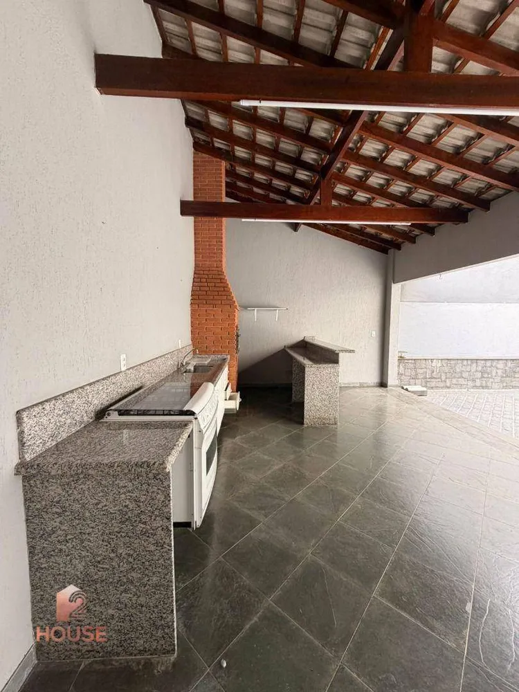 Casa, 3 quartos, 200 m² - Foto 6