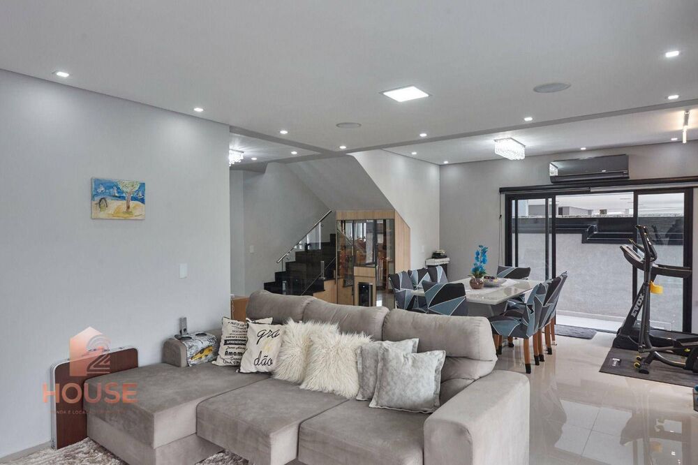 Casa de Condomínio à venda com 4 quartos, 350m² - Foto 4