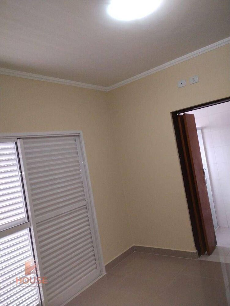 Casa à venda com 3 quartos, 250m² - Foto 13