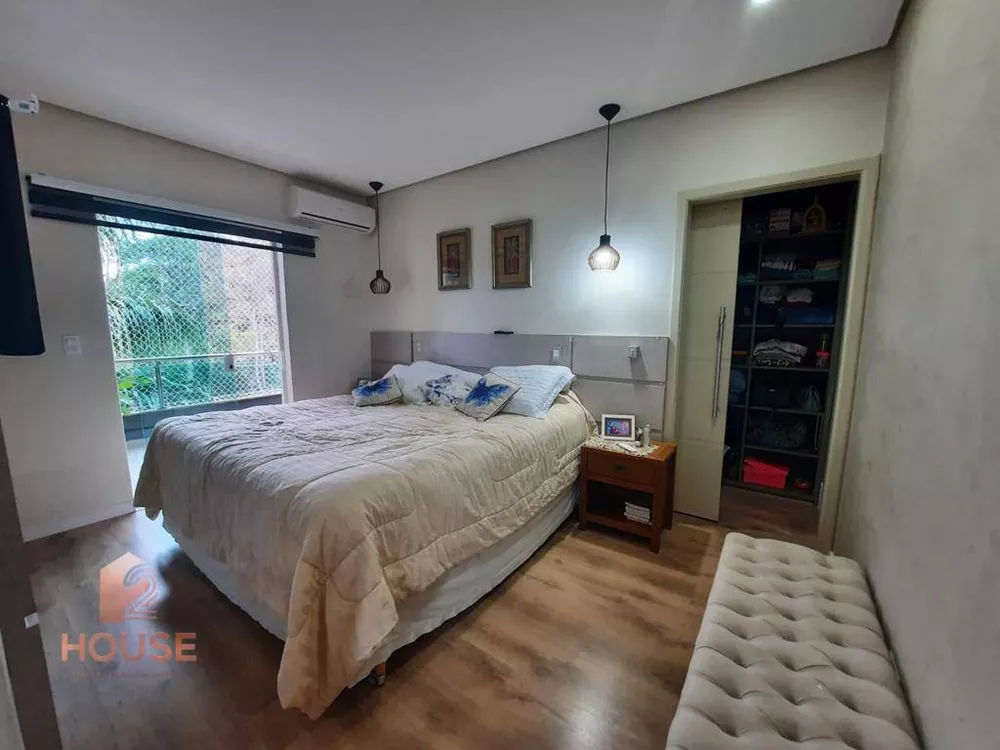 Casa de Condomínio à venda com 4 quartos, 322m² - Foto 13