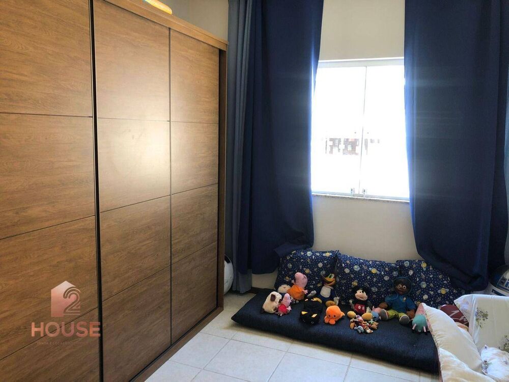 Casa de Condomínio para alugar com 3 quartos, 270m² - Foto 3