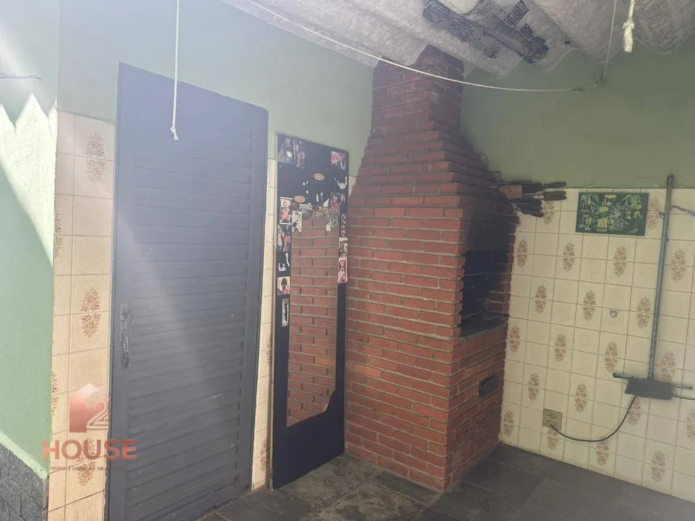 Casa, 3 quartos, 257 m² - Foto 2