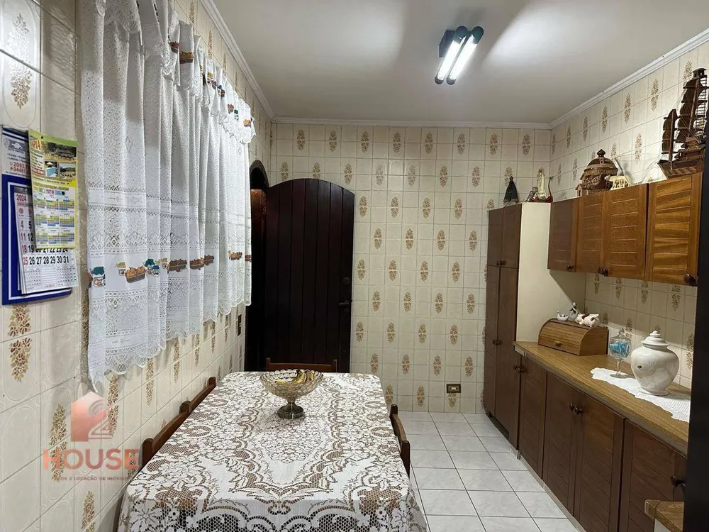 Casa, 3 quartos, 257 m² - Foto 10