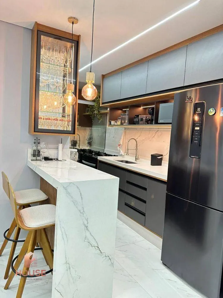 Apartamento, 2 quartos, 60 m² - Foto 2