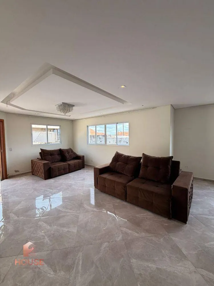 Casa, 2 quartos, 300 m² - Foto 1