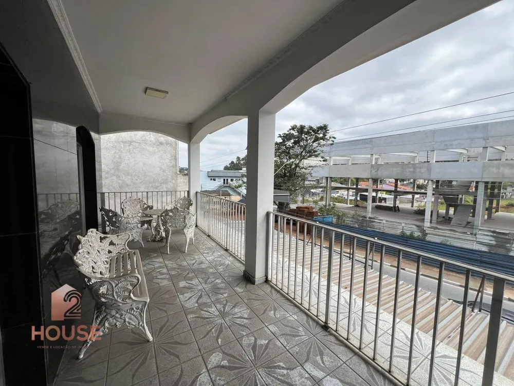 Casa, 4 quartos, 250 m² - Foto 1