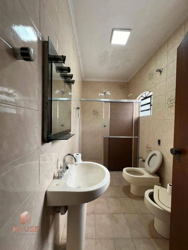 Casa, 4 quartos, 250 m² - Foto 4