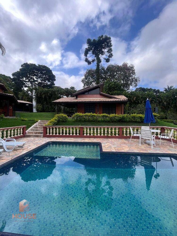 Chácara, 3 quartos, 2175 m² - Foto 1