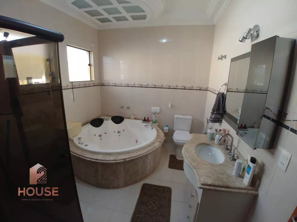 Casa de Condomínio à venda com 4 quartos, 340m² - Foto 4