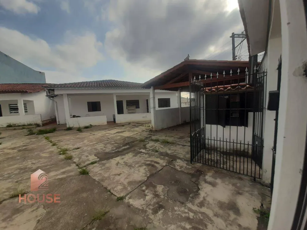 Casa, 2 quartos, 216 m² - Foto 3
