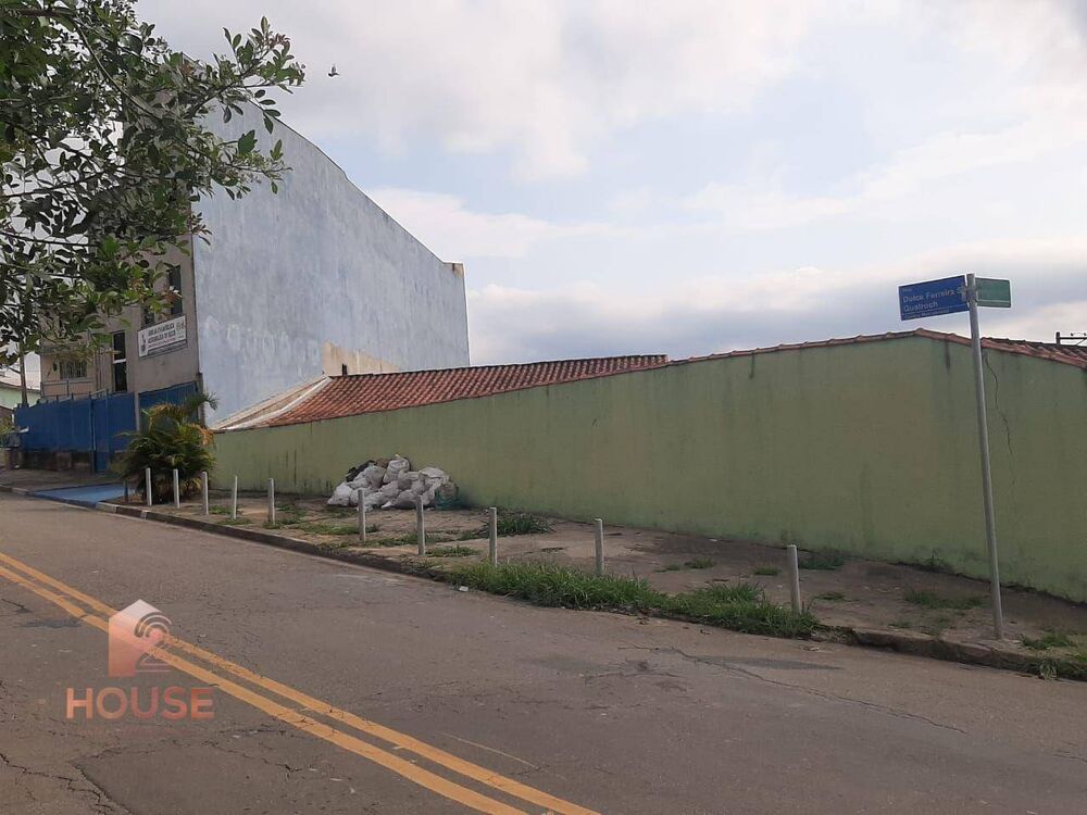 Casa, 2 quartos, 216 m² - Foto 1