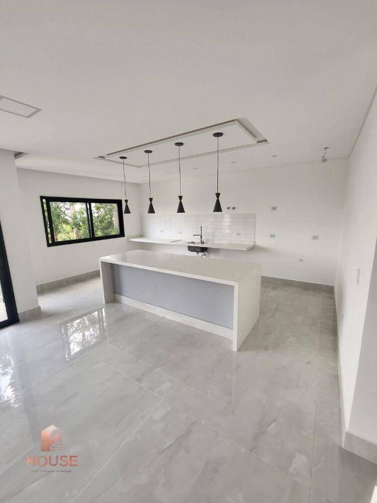 Casa de Condomínio à venda com 4 quartos, 300m² - Foto 3
