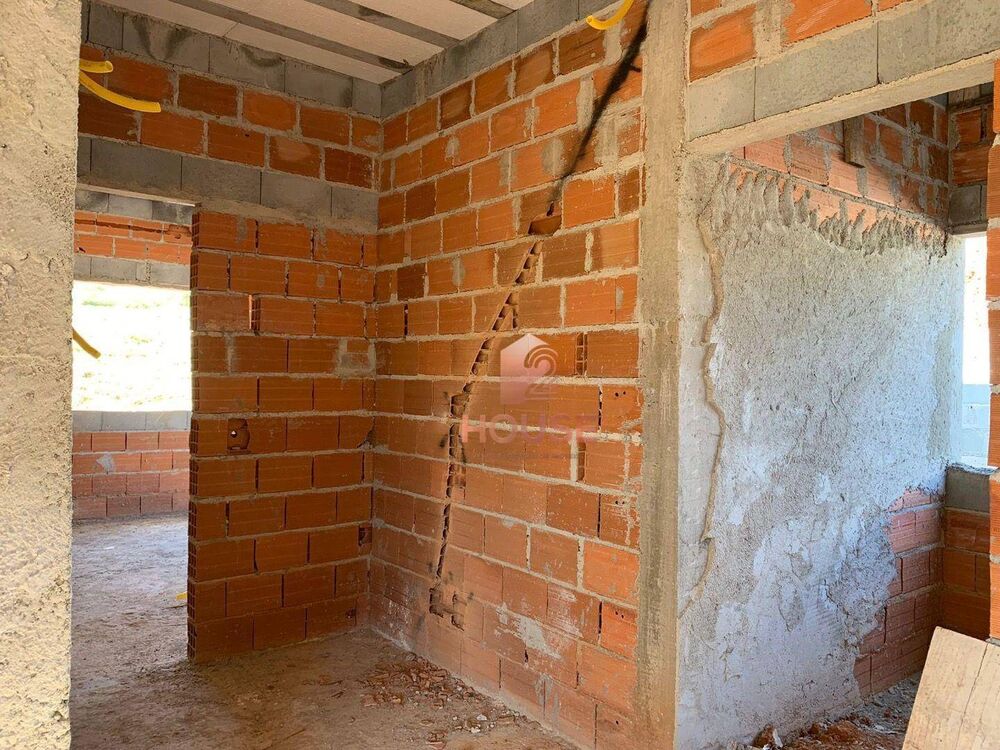 Casa de Condomínio à venda com 4 quartos, 314m² - Foto 3