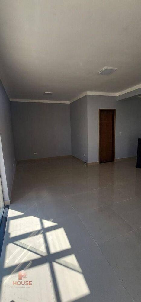 Chácara à venda com 3 quartos, 178m² - Foto 1