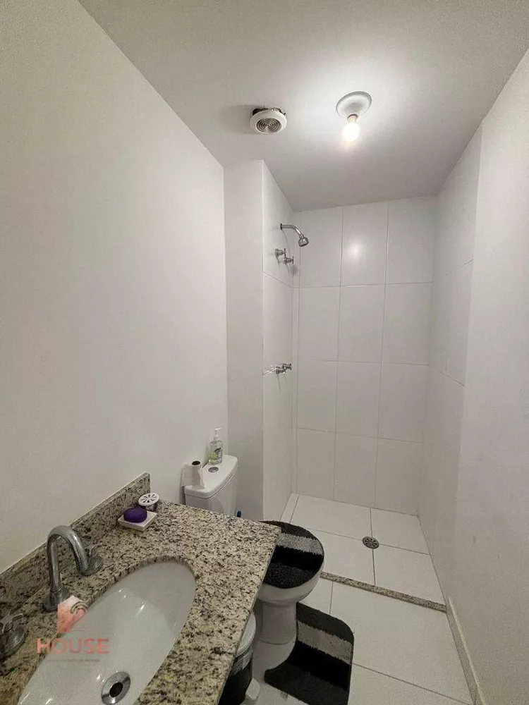 Apartamento à venda e aluguel com 2 quartos, 67m² - Foto 3