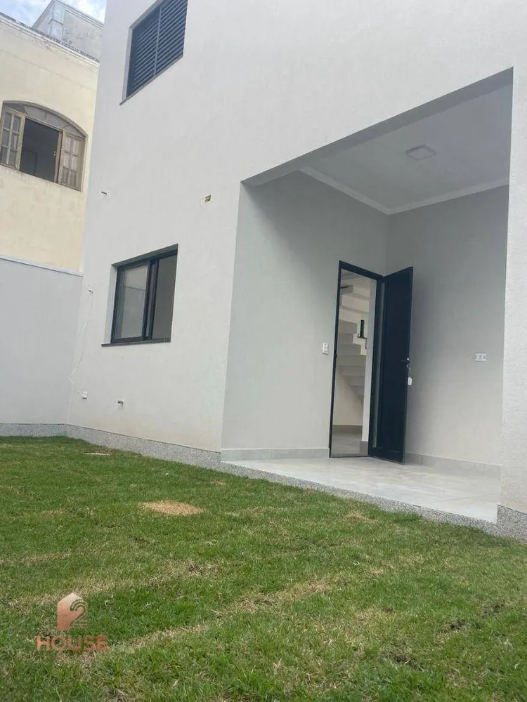 Sobrado, 3 quartos, 112 m² - Foto 2