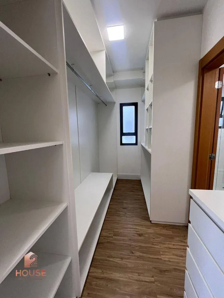 Apartamento, 3 quartos, 192 m² - Foto 4