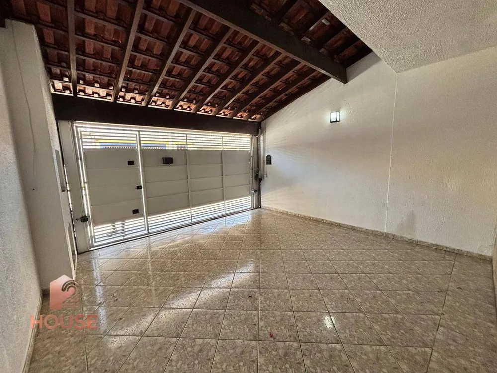 Sobrado, 3 quartos, 207 m² - Foto 1
