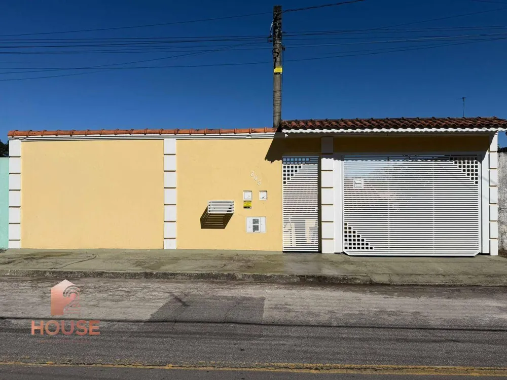 Casa, 4 quartos, 221 m² - Foto 1