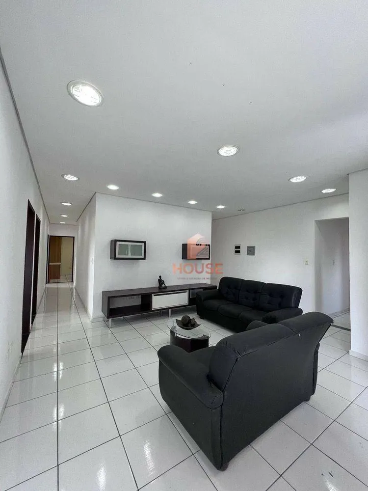 Loja-Salão, 630 m² - Foto 1