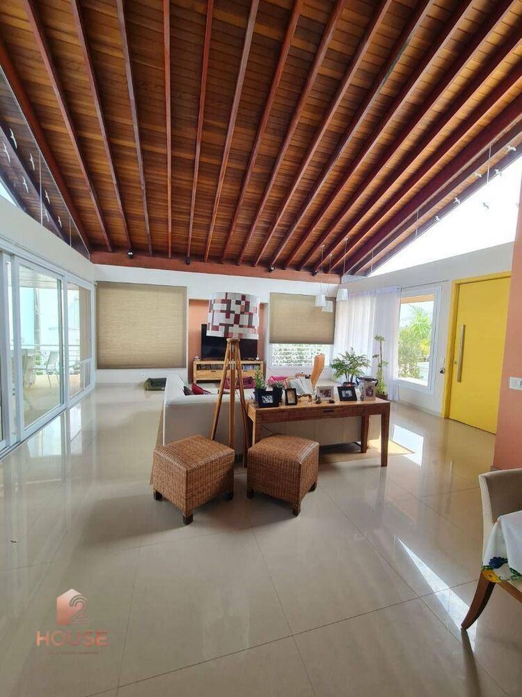 Casa de Condomínio à venda com 3 quartos, 350m² - Foto 4