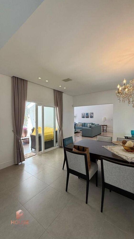 Casa de Condomínio à venda com 4 quartos, 500m² - Foto 4