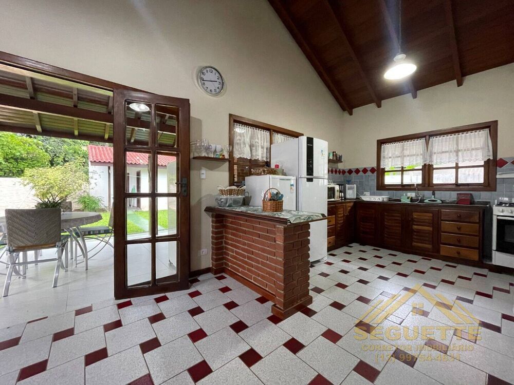 Casa, 3 quartos, 234 m² - Foto 8