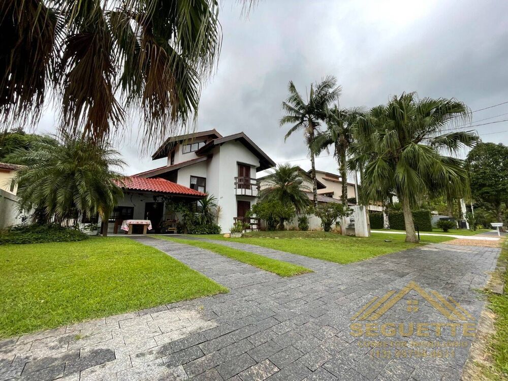 Casa, 3 quartos, 234 m² - Foto 2