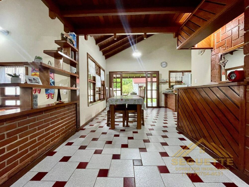 Casa, 3 quartos, 234 m² - Foto 5