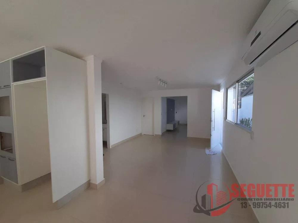 Casa à venda com 4 quartos, 209m² - Foto 4