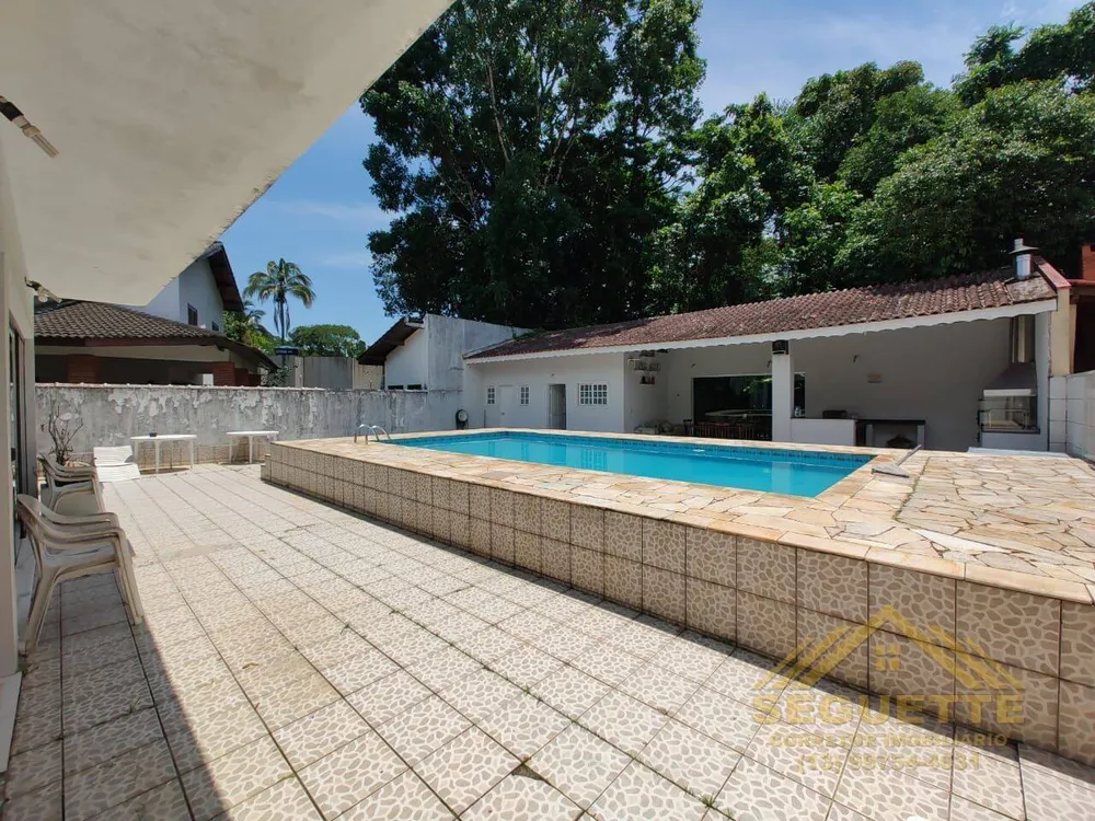 Casa, 4 quartos, 281 m² - Foto 2