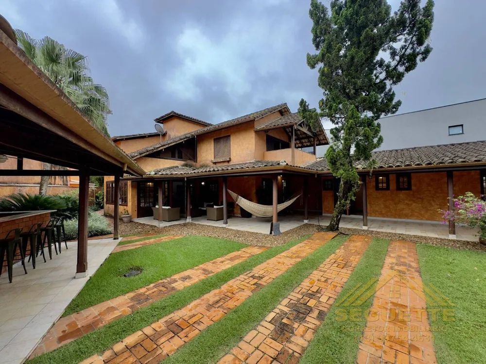 Casa, 6 quartos, 500 m² - Foto 3