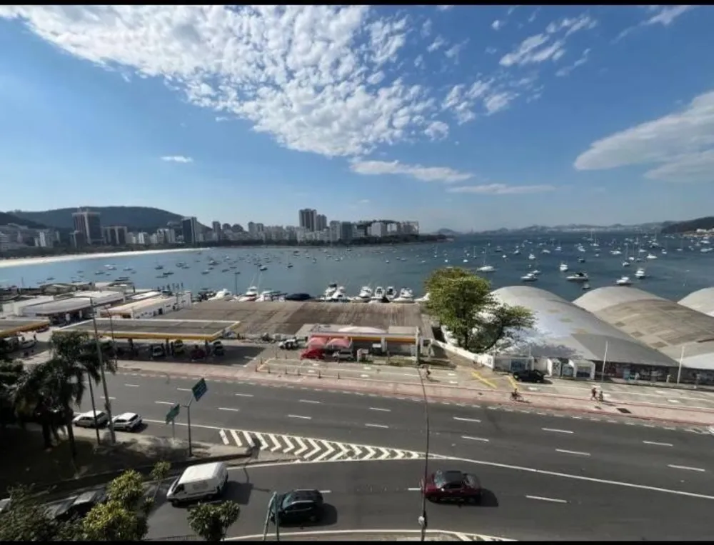 Apartamento, 3 quartos, 225 m² - Foto 1