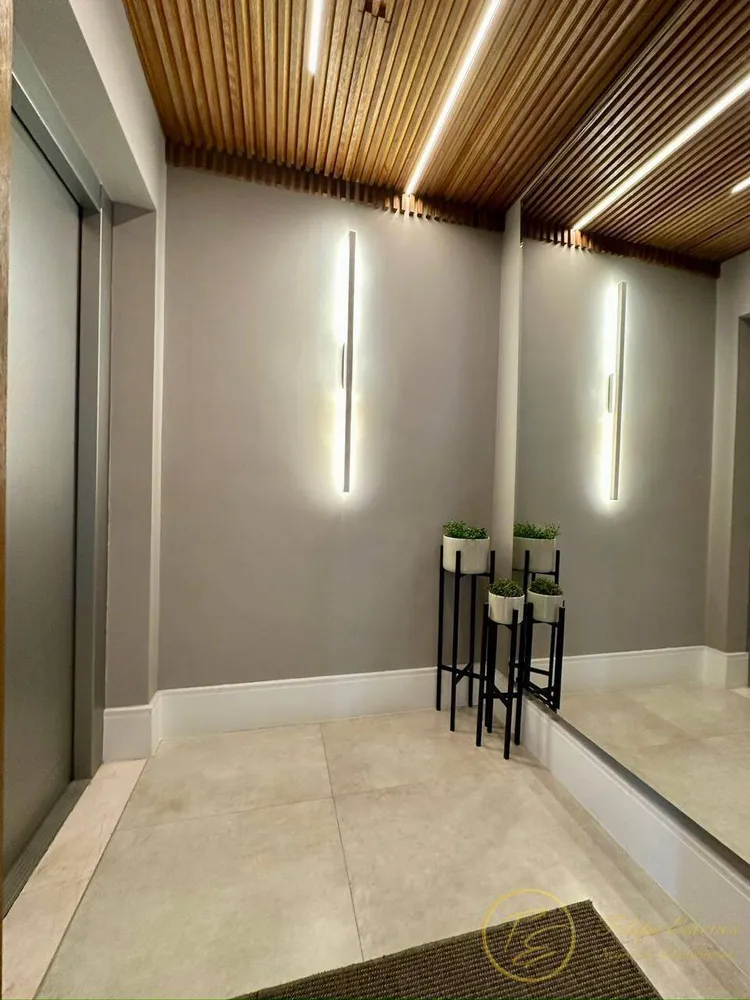 Apartamento, 3 quartos, 190 m² - Foto 2
