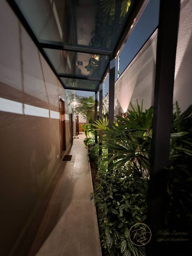 Casa, 4 quartos, 247 m² - Foto 2