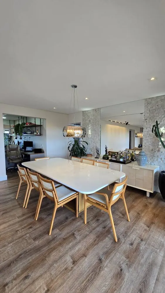 Apartamento, 3 quartos, 223 m² - Foto 5