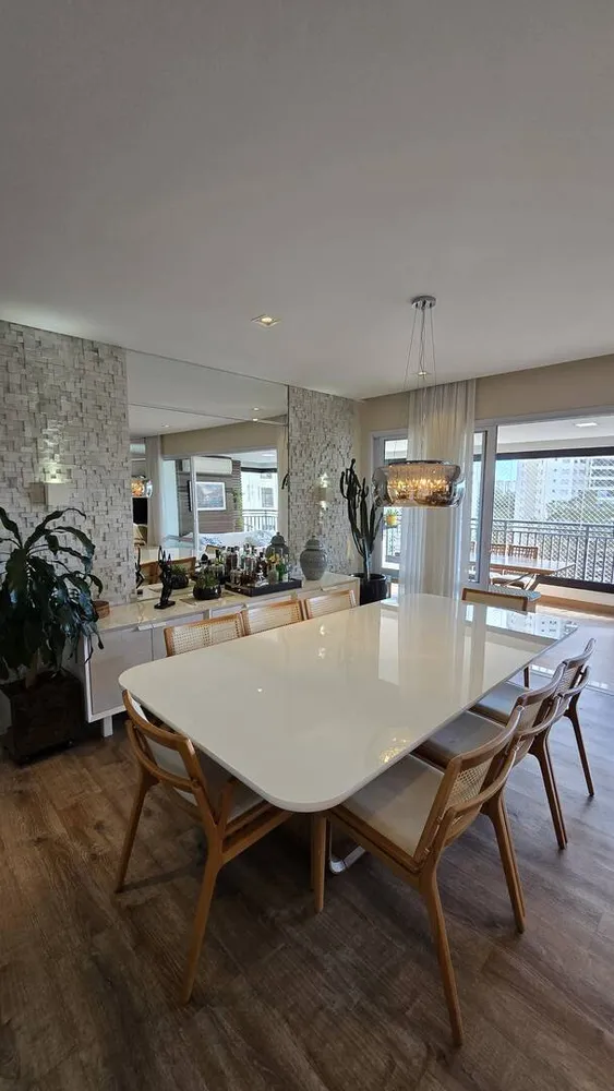 Apartamento, 3 quartos, 223 m² - Foto 2