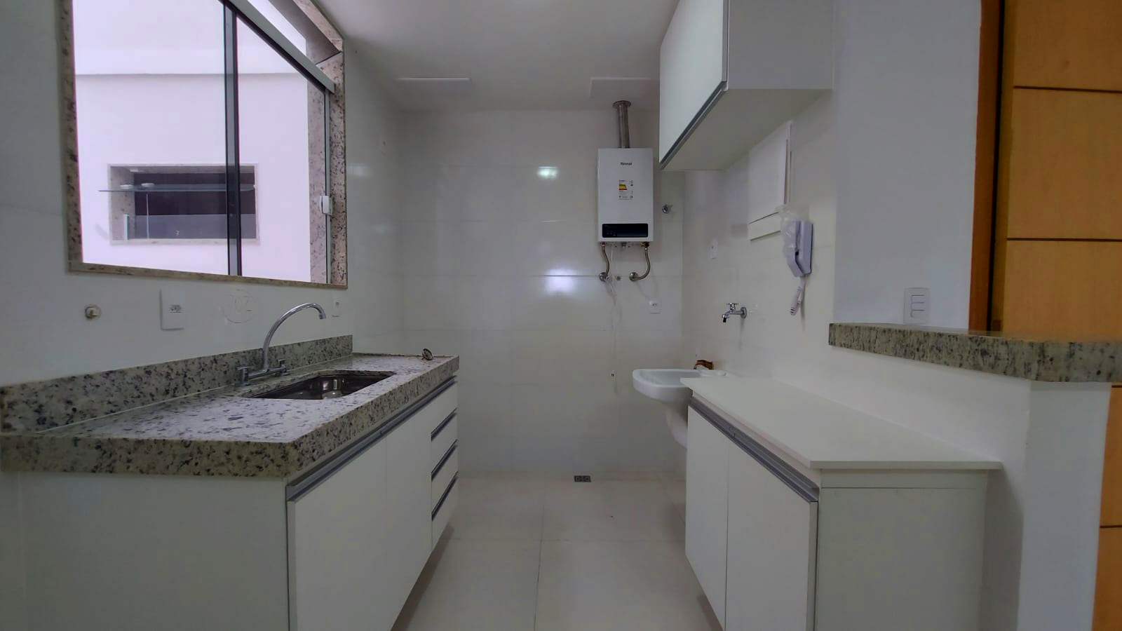 Apartamento à venda com 2 quartos, 70m² - Foto 12