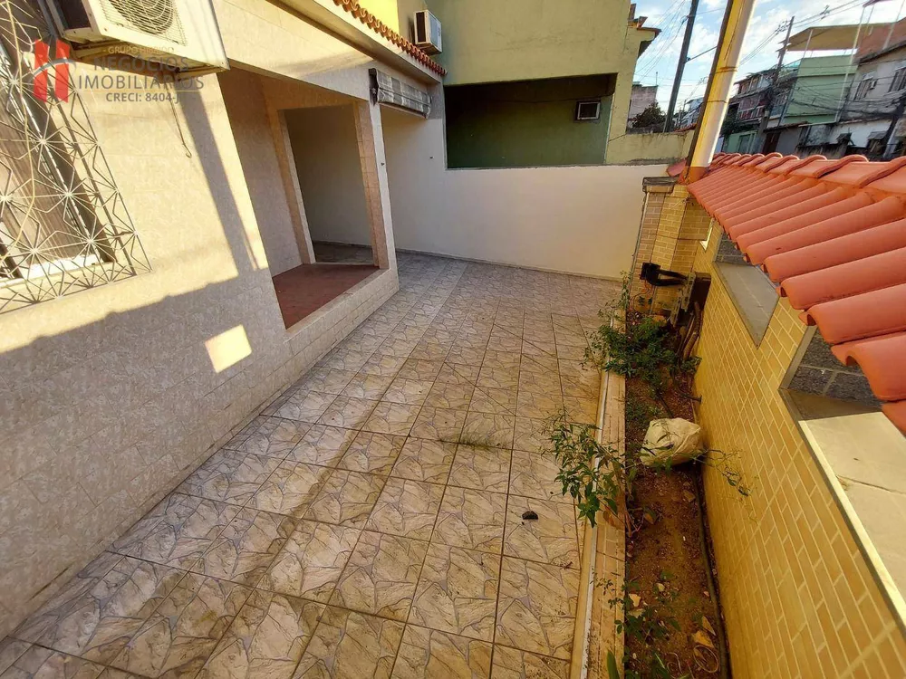 Casa, 5 quartos, 225 m² - Foto 3