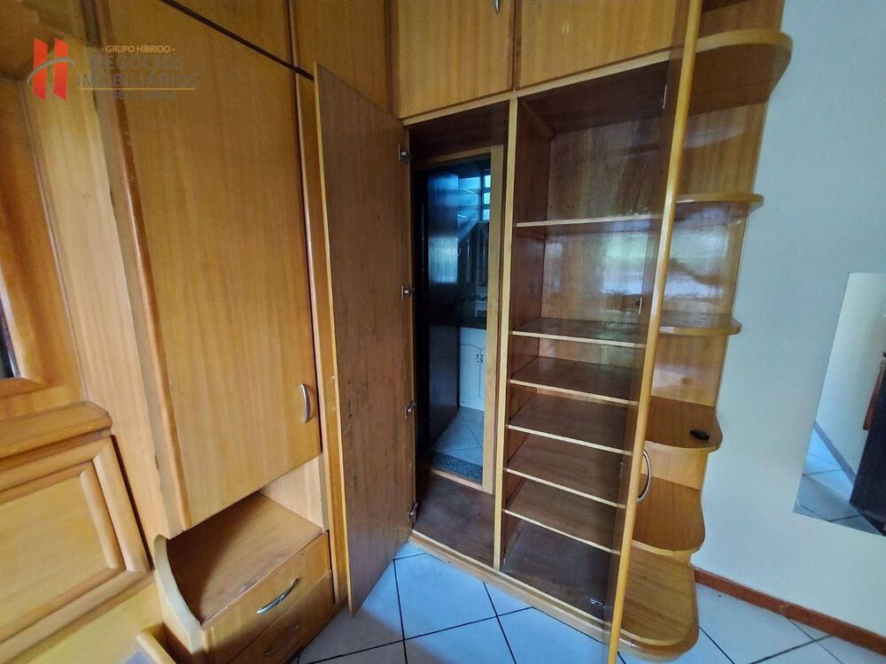 Casa, 5 quartos, 225 m² - Foto 48