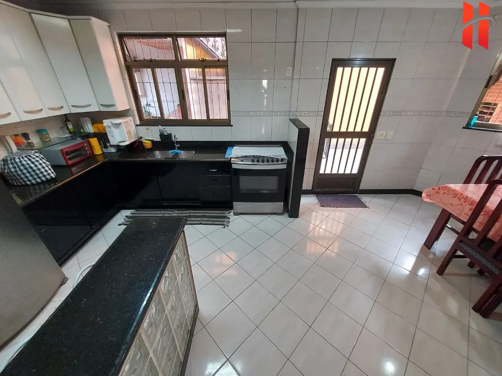 Casa, 3 quartos, 224 m² - Foto 15