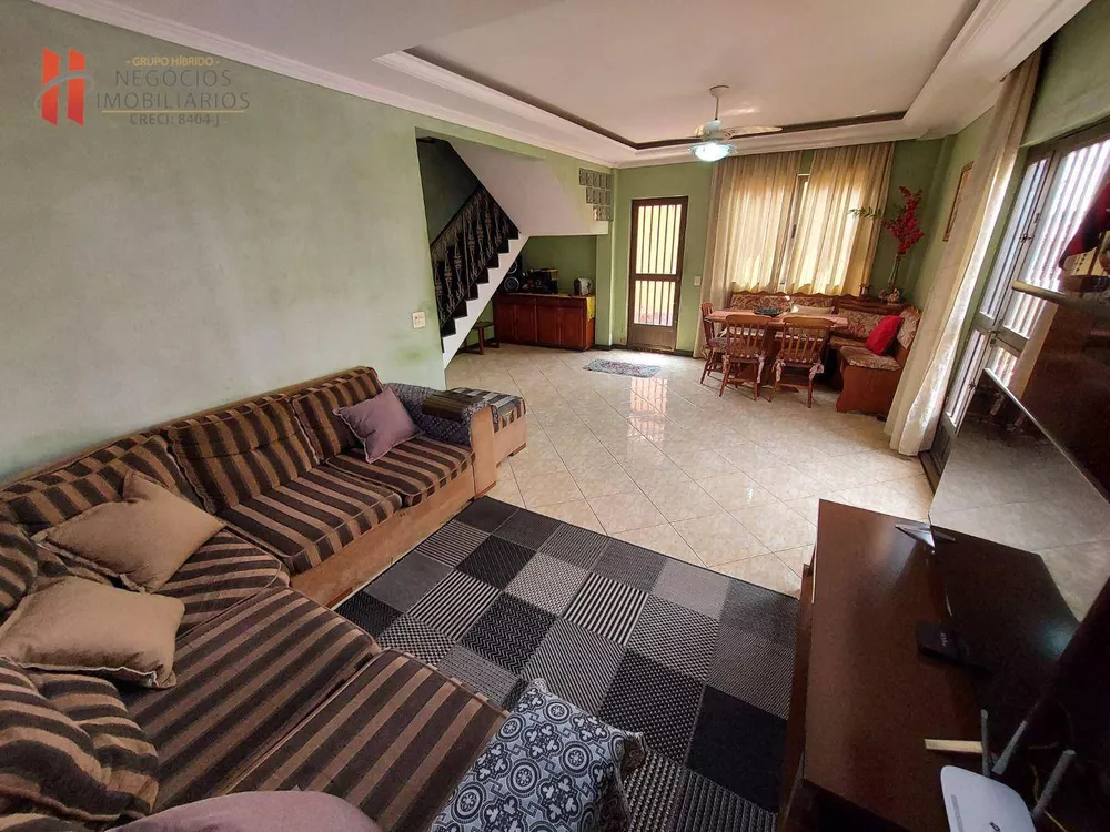 Casa, 3 quartos, 224 m² - Foto 4