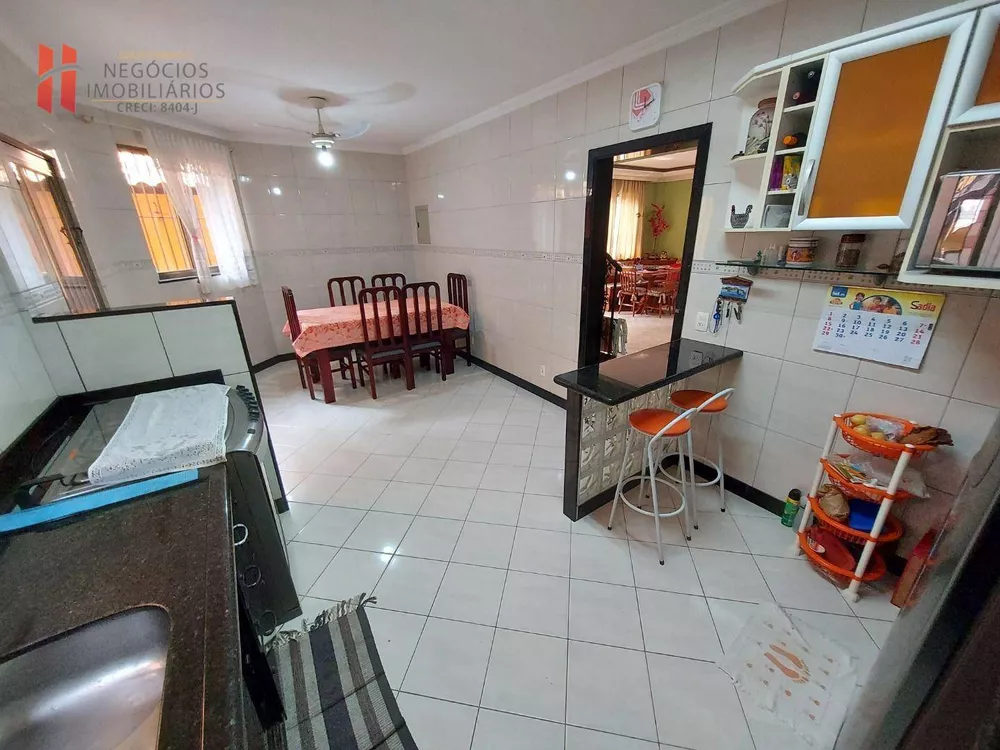 Casa, 3 quartos, 224 m² - Foto 7