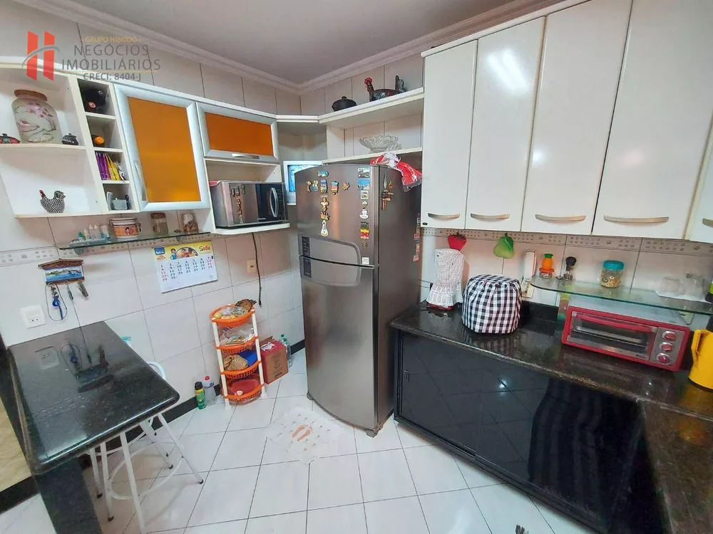 Casa, 3 quartos, 224 m² - Foto 3