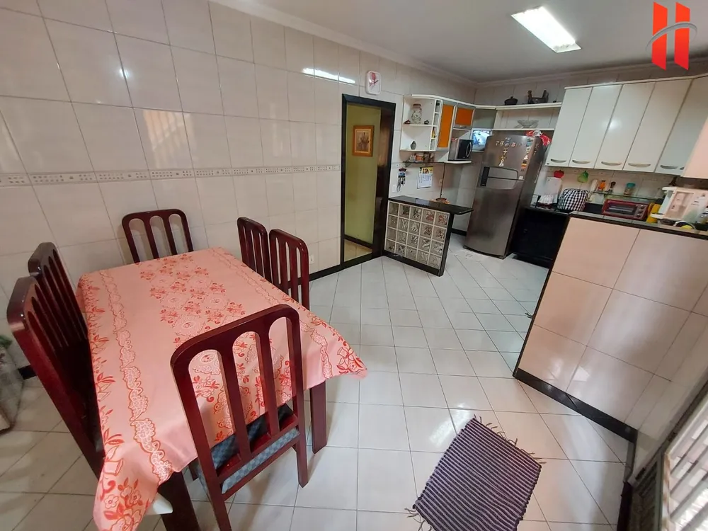 Casa, 3 quartos, 224 m² - Foto 17
