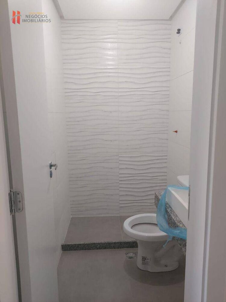 Casa à venda com 3 quartos, 140m² - Foto 4