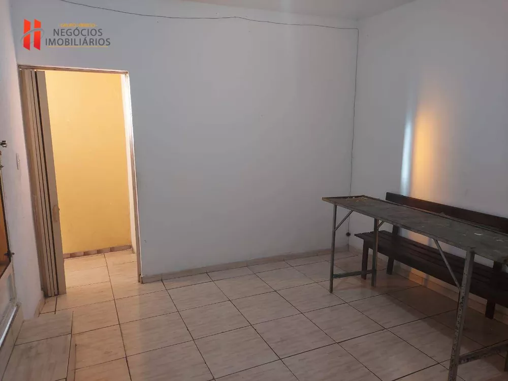 Casa, 4 quartos, 270 m² - Foto 16