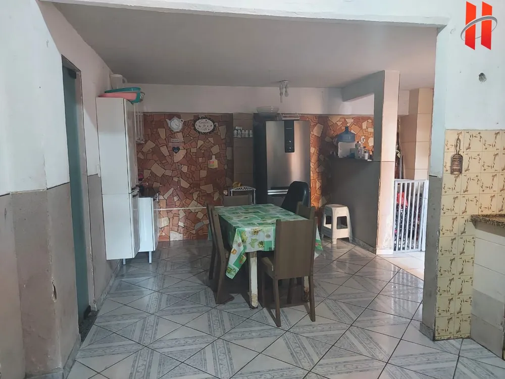 Casa, 4 quartos, 270 m² - Foto 35