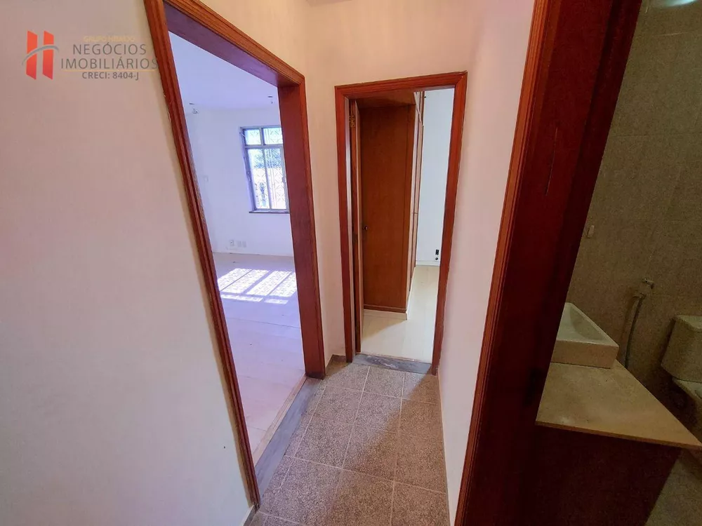 Casa à venda com 5 quartos, 300m² - Foto 12