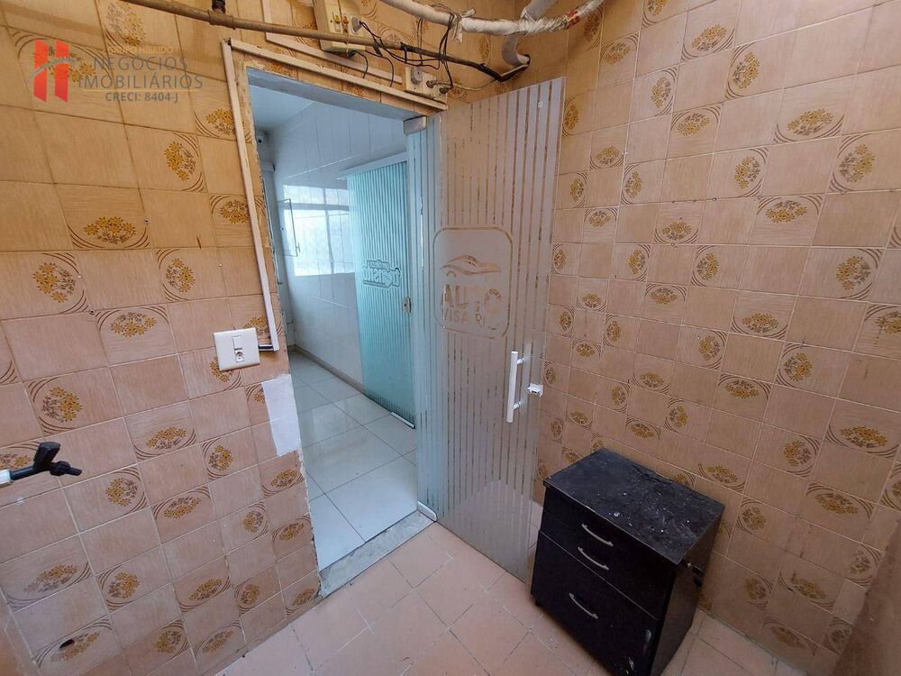 Casa de Condomínio à venda e aluguel com 2 quartos, 310m² - Foto 5